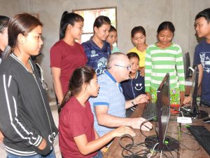 Hope for the children-Frank en Lieve op bezoek in Rong Vean